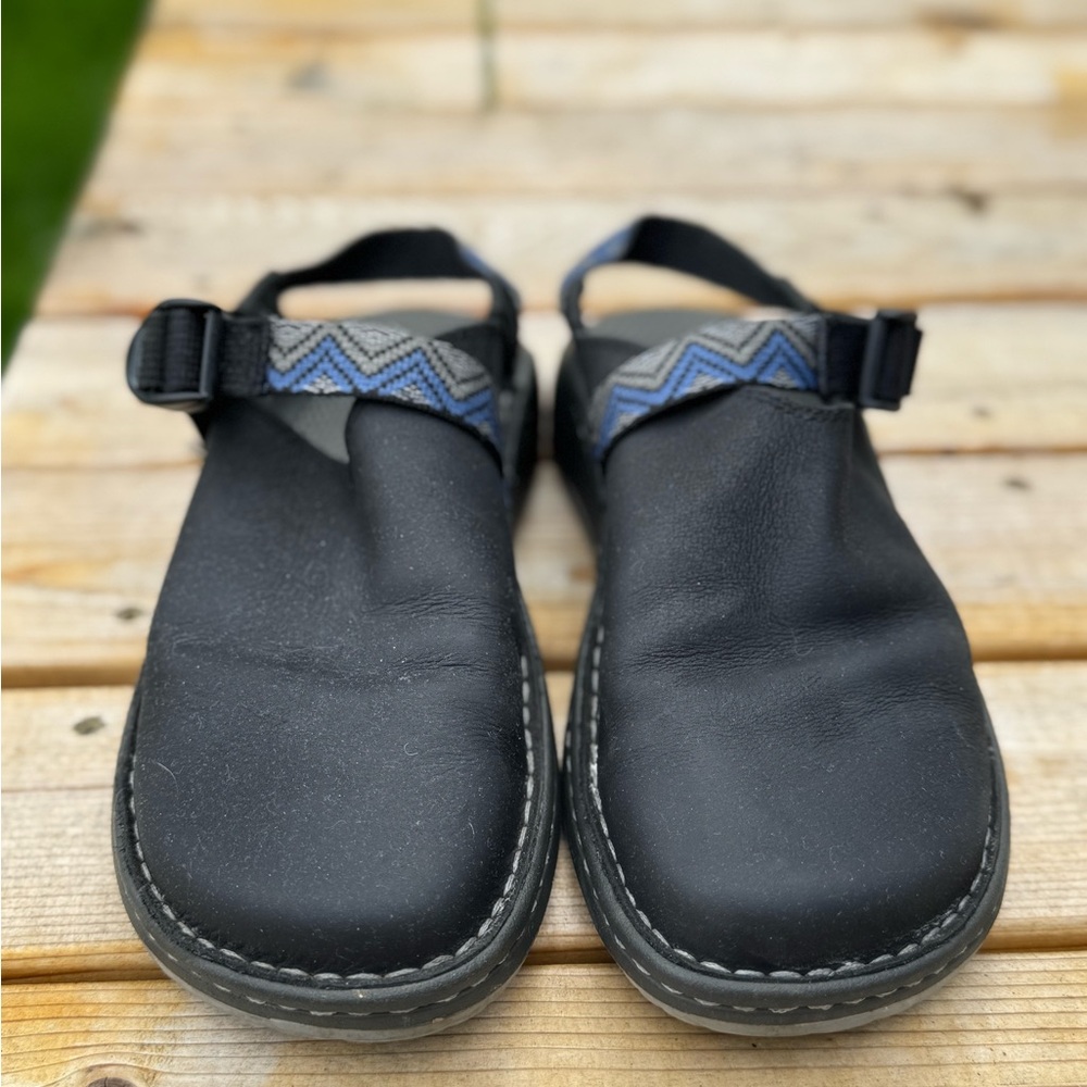 Chaco Women’s Black Clog Sandals Size 9.5 Adjustable Strap Comfort Shoes